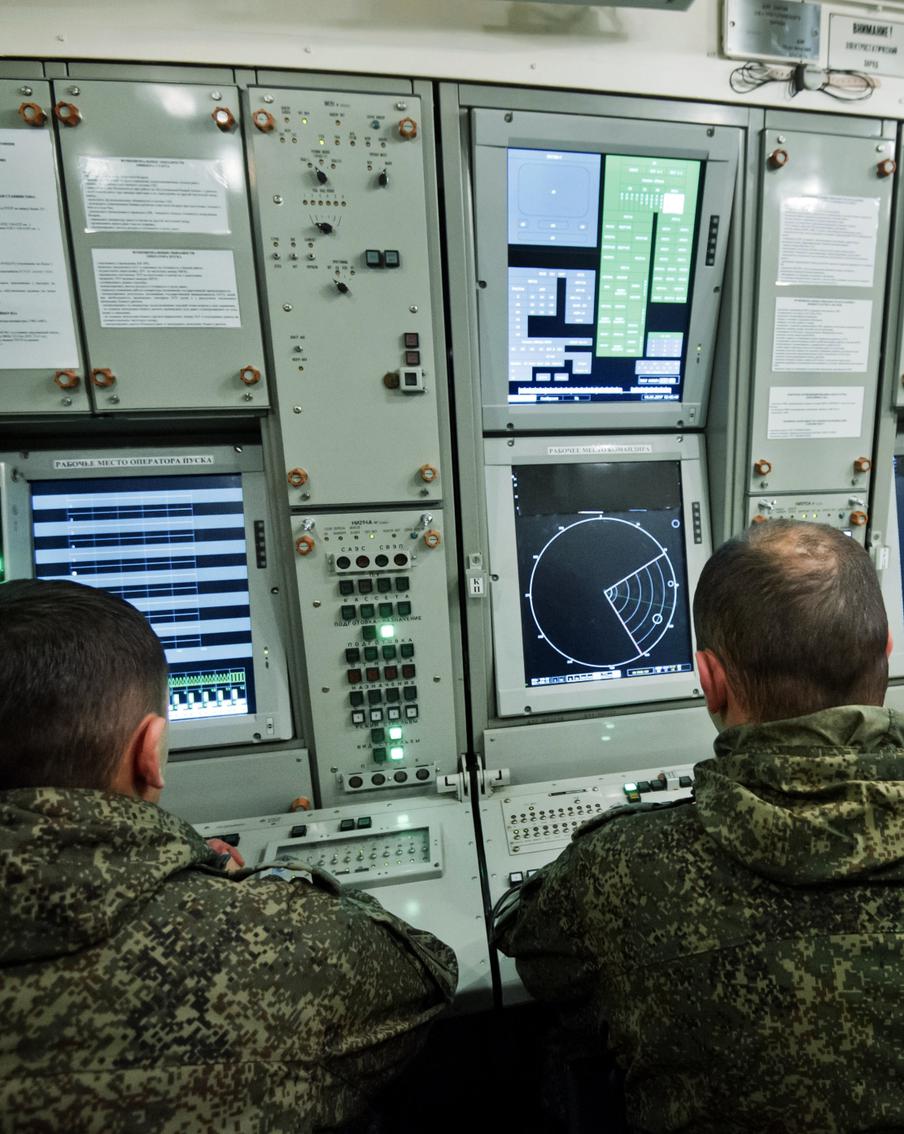 Системы ПВО сбили шесть украинских дронов и два снаряда HIMARS