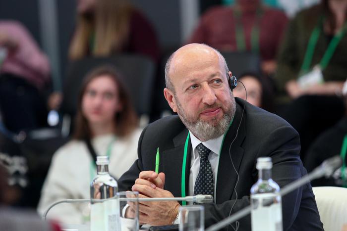 Студенты-медики РУДН готовы повышать знания общества о передаче ВИЧ