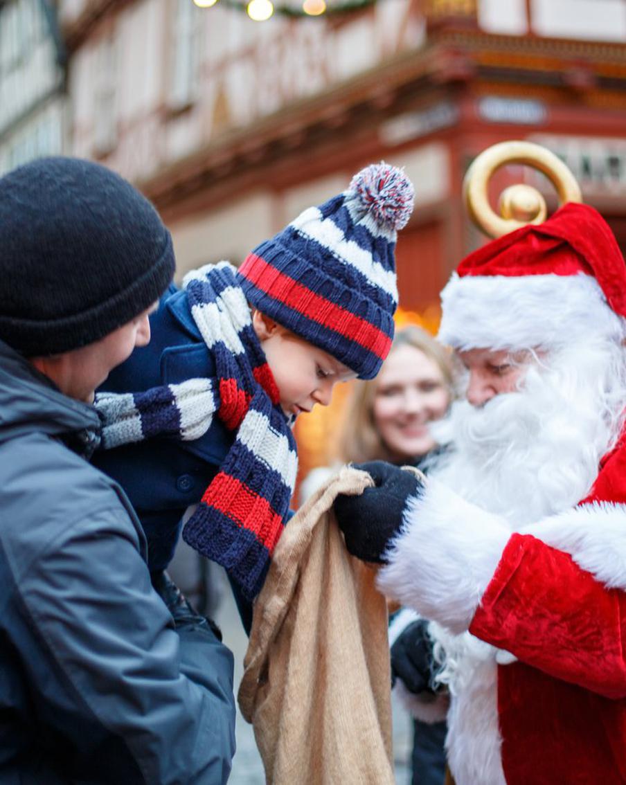 Дед Мороз существует или нет? Как правильно ответить на этот вопрос, если его задаёт ребёнок