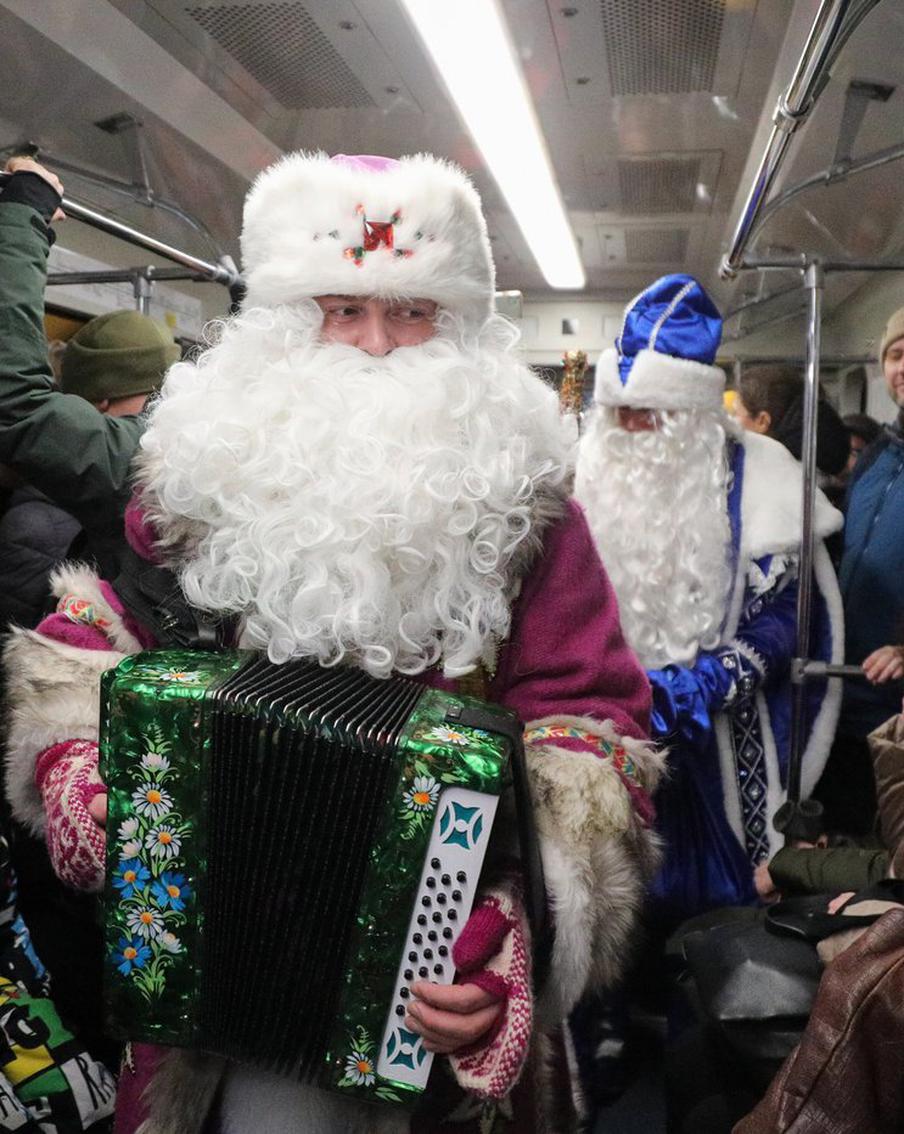 Чек-лист на декабрь: написать письмо Деду Морозу, связать шарф и вспомнить Тютчева