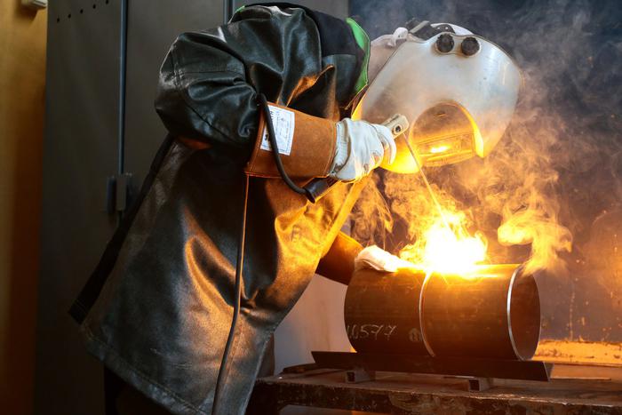 Наши сварщики – лучшие в мире: как газовики из Мосгаза привезли в Россию золото