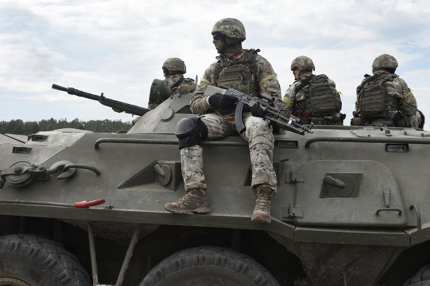 Российская ДРГ взяла в плен пограничника Украины в Черниговской области