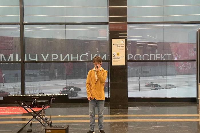 В Международный день инвалидов музыканты "зажигали" в метро