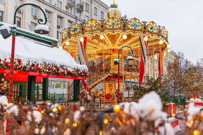 Собянин: Москва подготовила насыщенную программу к новогодним каникулам