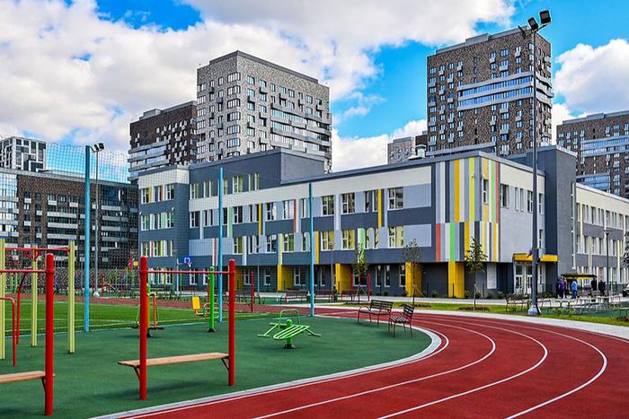 Собянин принял участие в открытии нового храма на территории бывшего Тушинского аэродрома