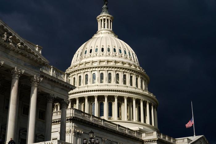 Сенат США отказался вынести на голосование законопроект о помощи Украине