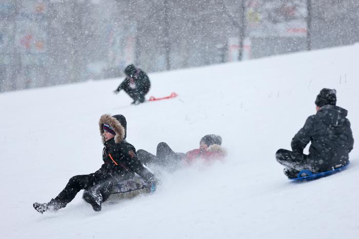 Чем опасно для детей и взрослых катание на ватрушках