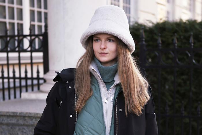 Уютные и стильные аксессуары помогут вам утеплиться по полной программе