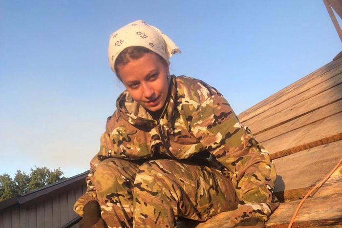 "Я знала, на что иду": доброволец из РПЦ поехала отстраивать Мариуполь