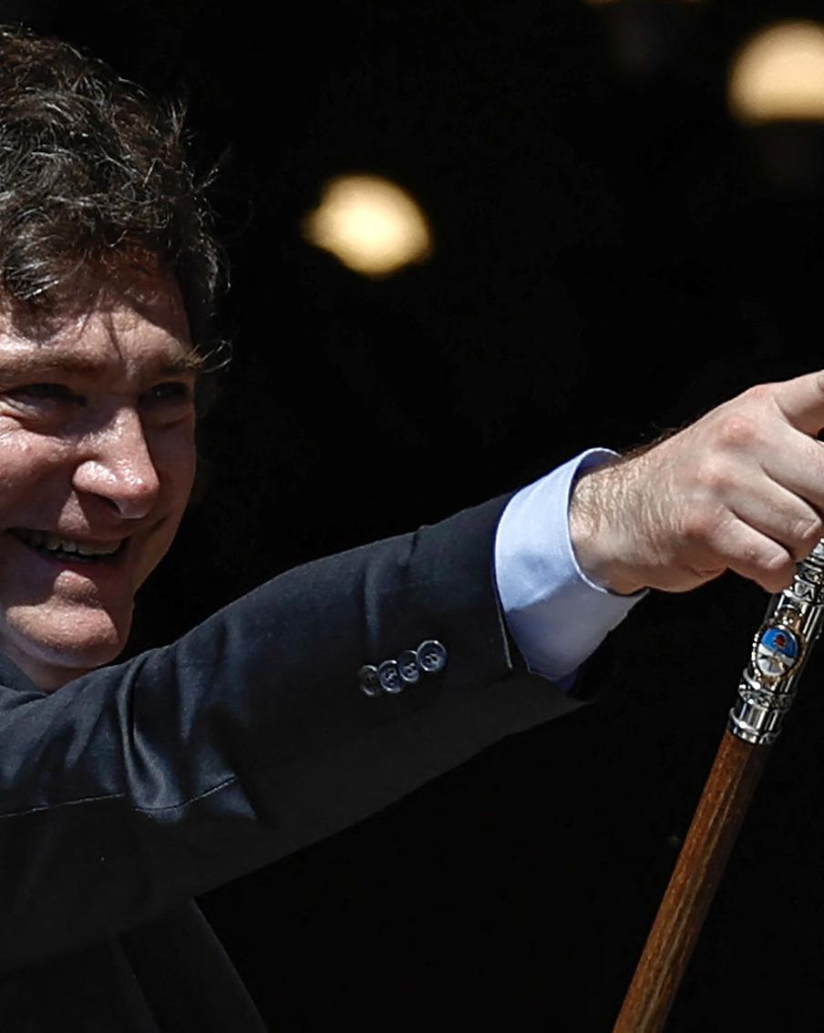 Хавьер Милей тайно принял присягу нового правительства Аргентины