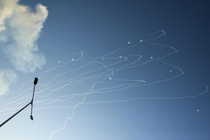 ЦАХАЛ заявил о перехвате шести целей после серии пусков из Ливана