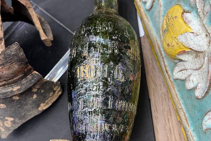 В какой обуви ходил Пушкин и что пили пьяницы