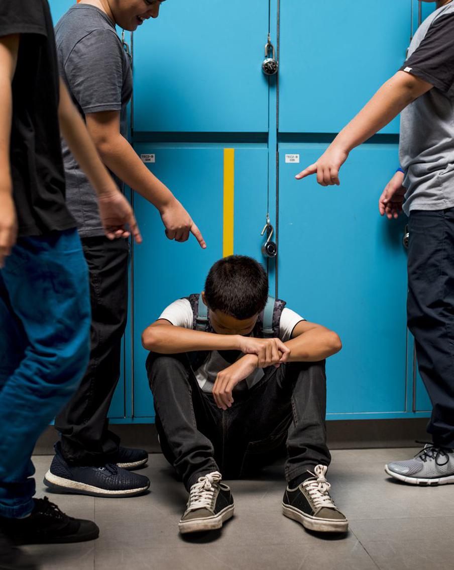 Как буллинг в школе влияет на оставшуюся жизнь