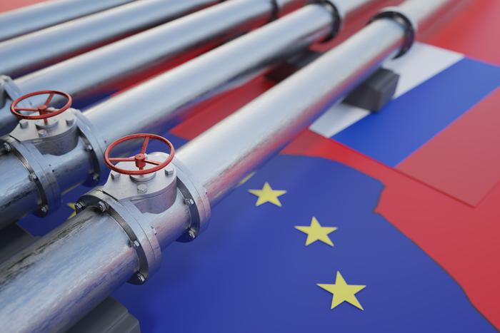 ИРТТЭК обсудил с экспертами итоги 2023 года для экономики России