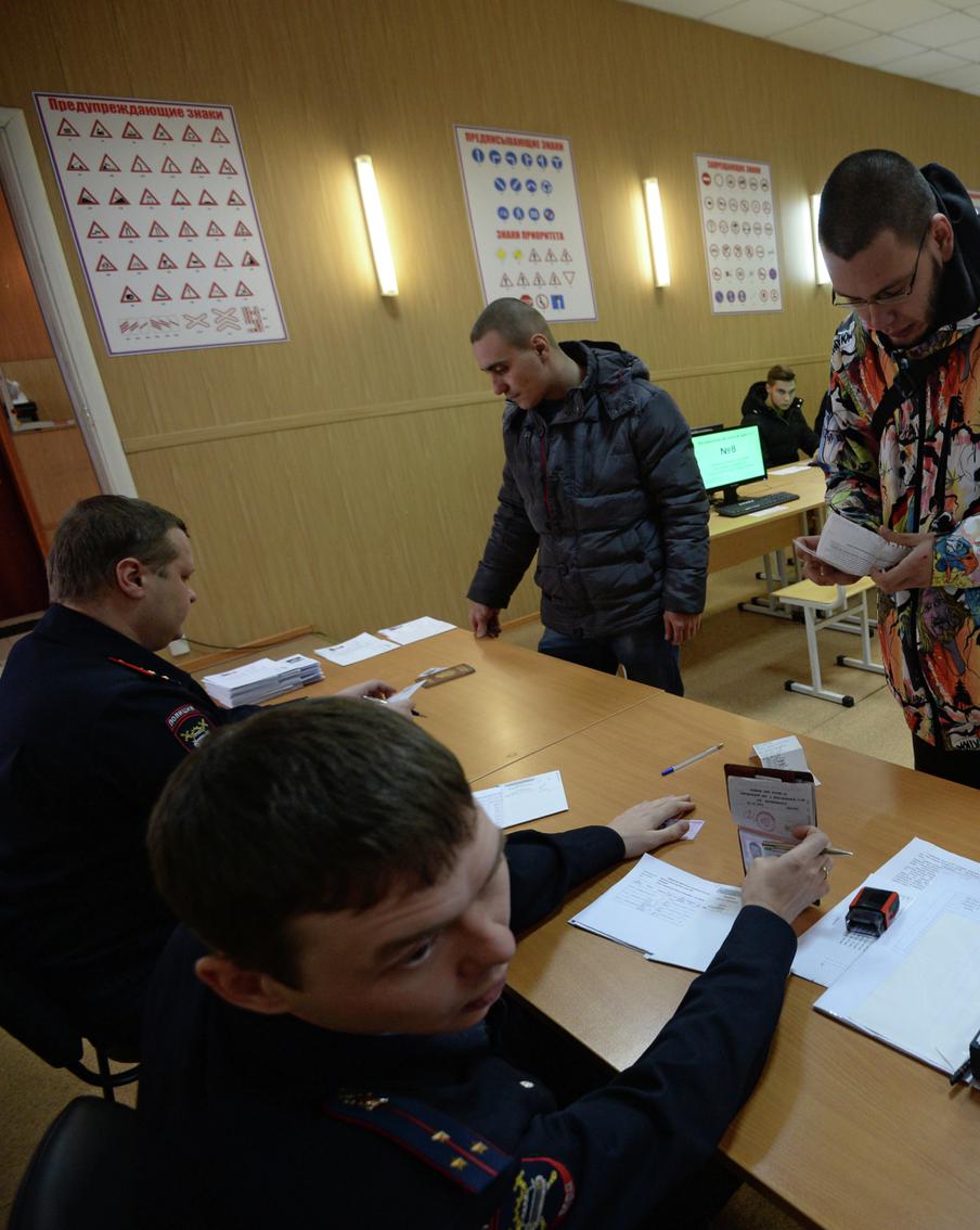 В Подмосковье из-за сбоя приостановили выдачу водительских прав