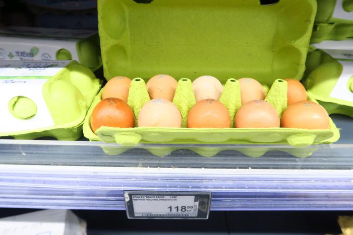 Кошельком по яйцам: почему в России "куриные дети" дорожают бешеными темпами