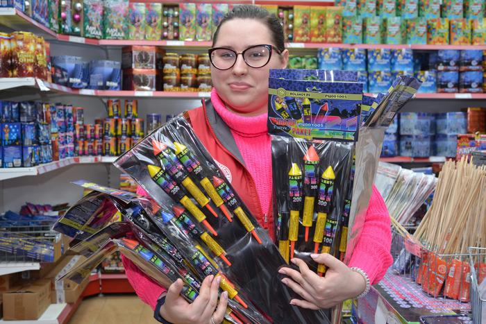 Как правильно выбирать фейерверки, салюты, бенгальские огни и другую пиротехнику