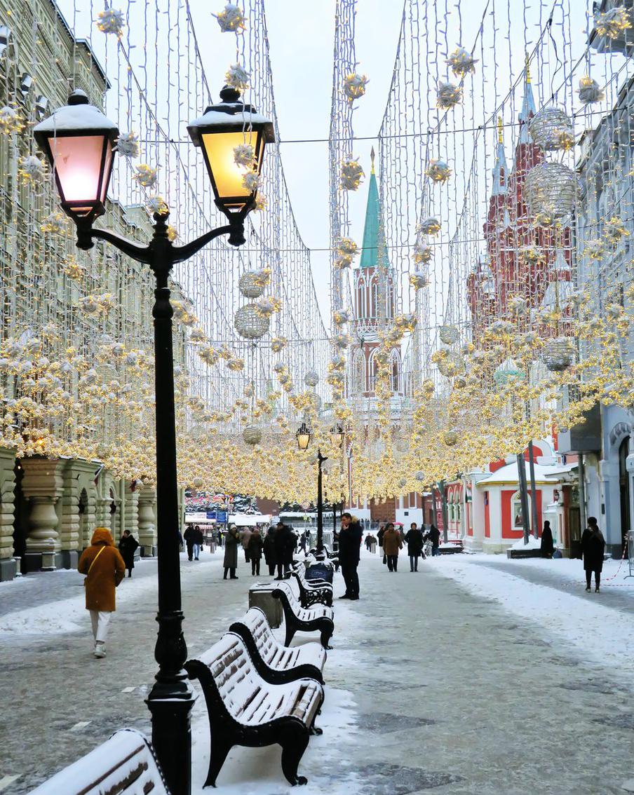 Никольская.