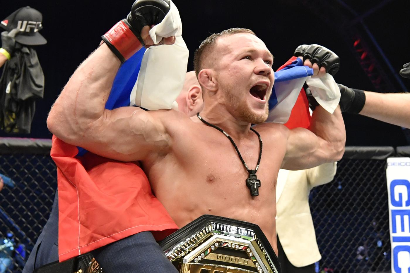 UFC Петр Ян Альдо