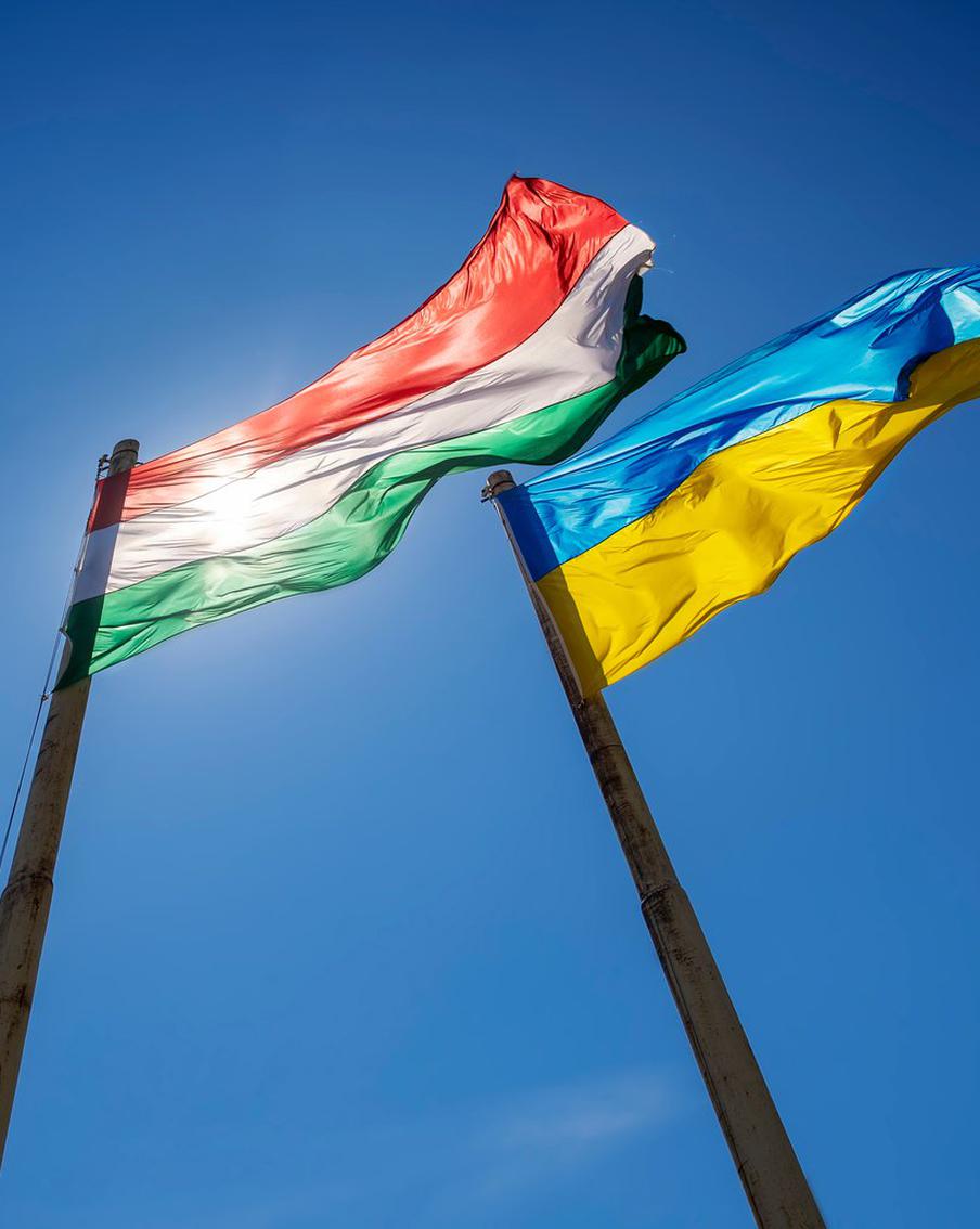 СМИ: ЕС может лишить Венгрию права голоса по помощи Украине