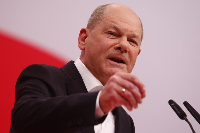 Стало известно, что Олаф Шольц заболел коронавирусом