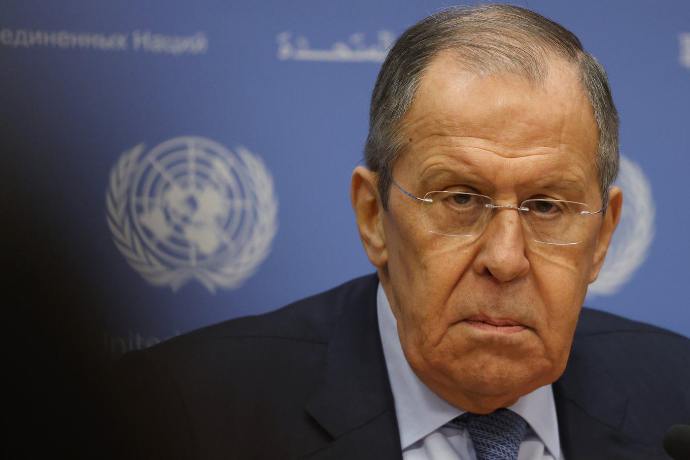 Глава МИД РФ назвал "опасными размышлениями" предложения размещать в странах НАТО истребители F-16