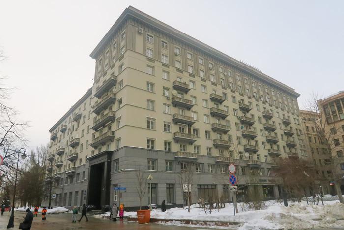 Сюда прилетала на щётке булгаковская Маргарита: новый выпуск рубрики "Живут же люди"