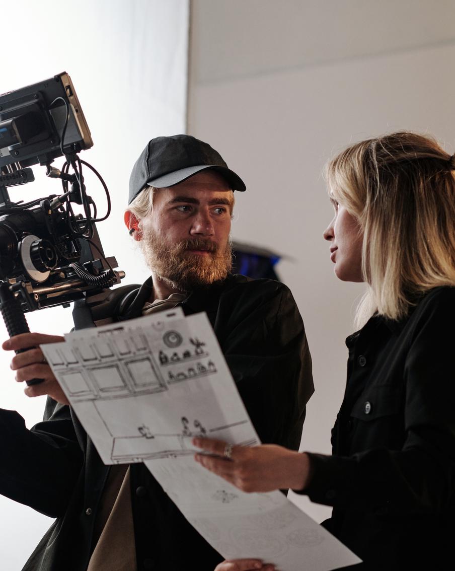 Хочешь снять своё кино и стать известным? Продавай квартиру, машину и почку