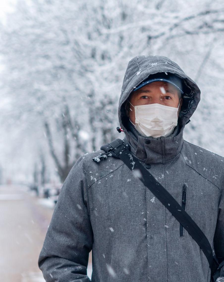 В Петербурге ввели масочный режим