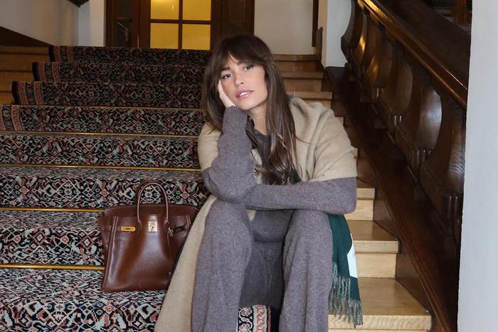 Мягкий трикотажный костюм – ваш лучший компаньон на зимних прогулках