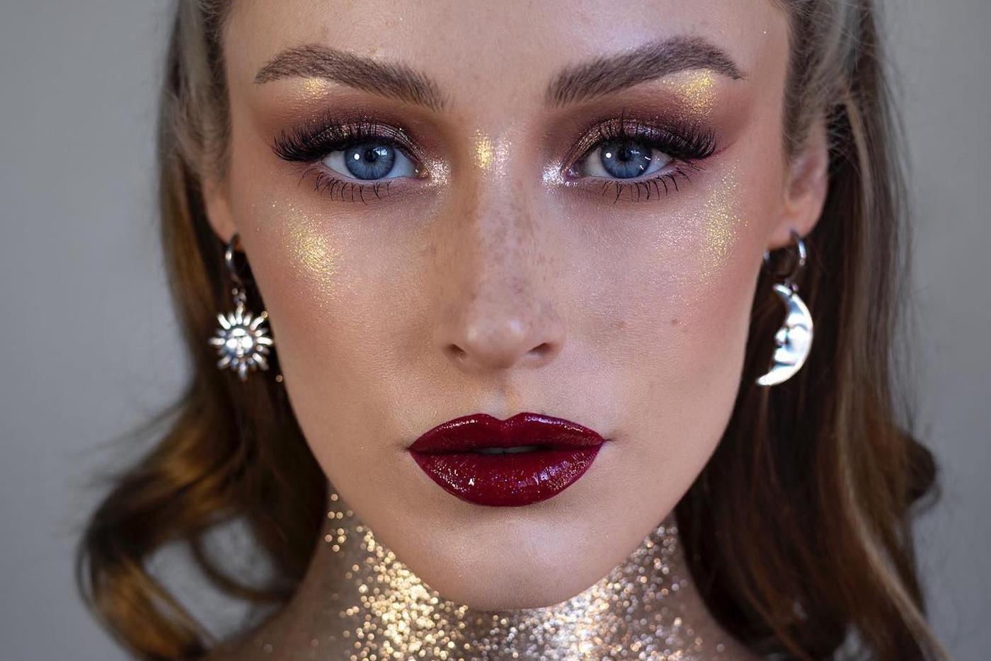 Макияж в новогоднюю ночь: советует звёздный визажист