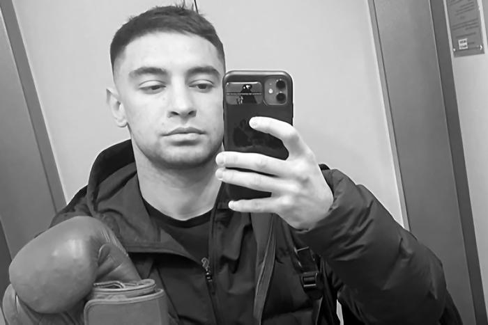 Российский боксёр-чемпион разбился в день похорон матери