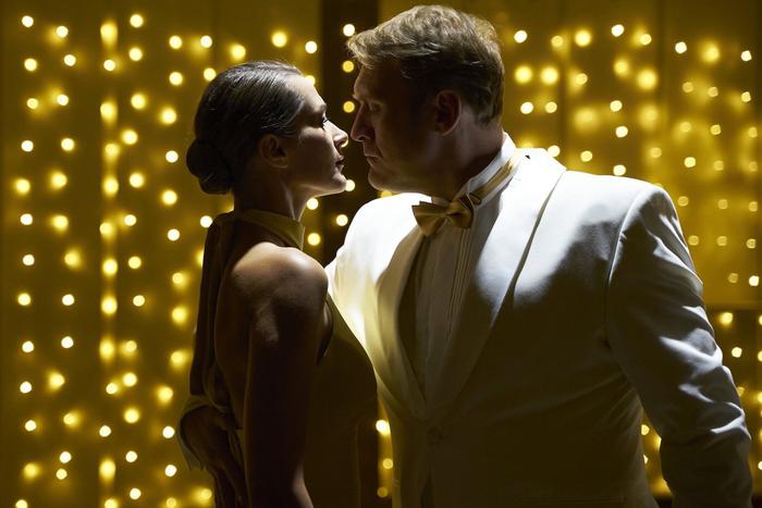 Как бывшему лётчику заполучить в невесты телезвезду? Metro оценило романтический сериал "Куплю актрису"