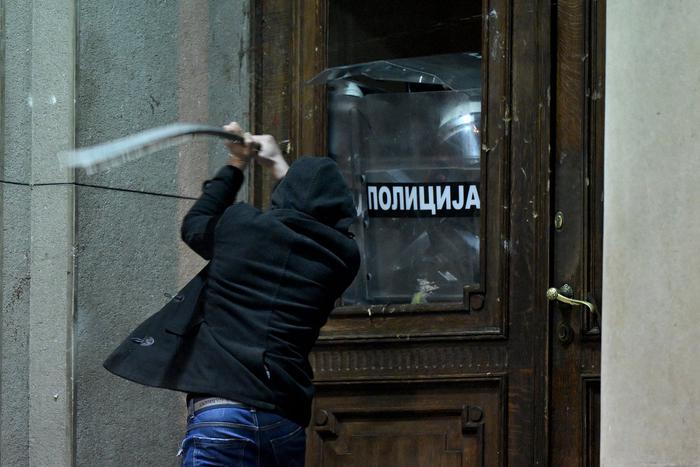 Премьер Сербии сообщила, что Москва предупредила о подготовке беспорядков