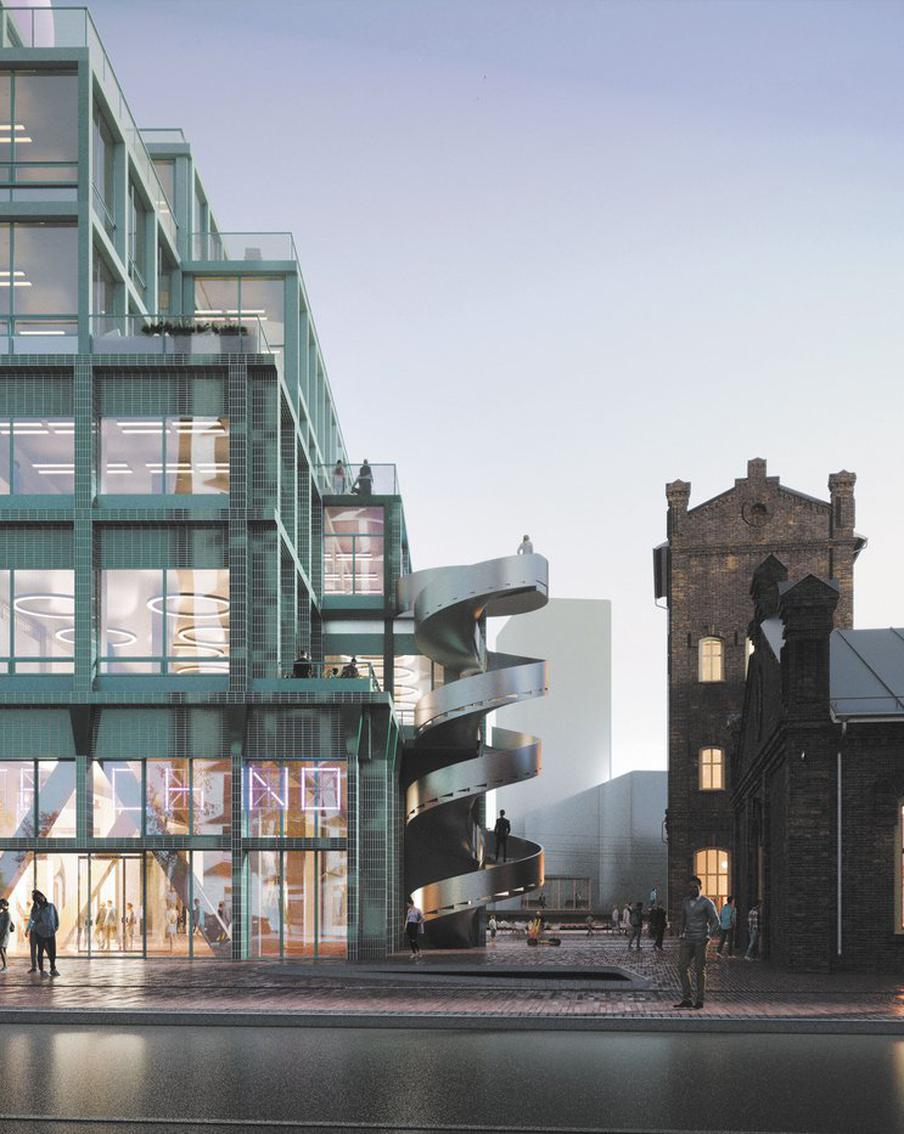 В столице работа должна быть рядом с домом