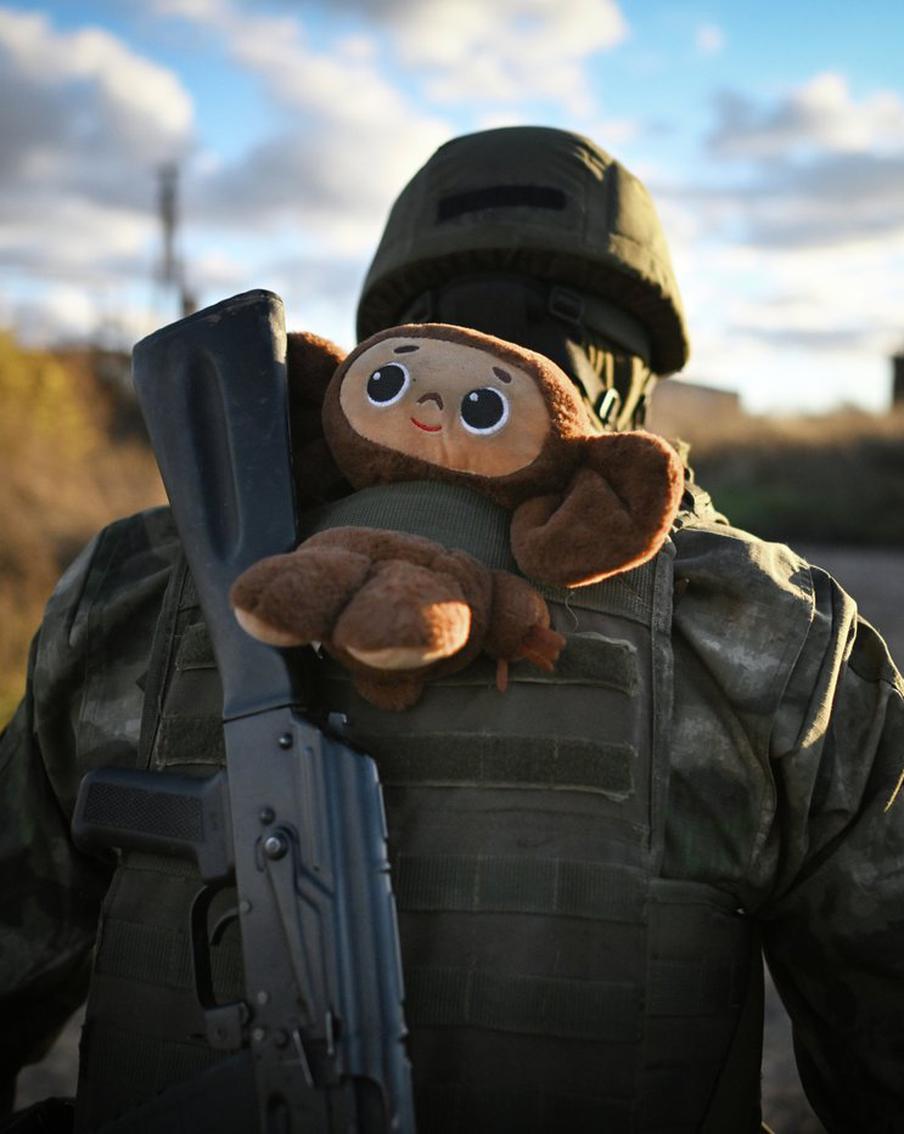 После полутора лет тяжёлых боев за Марьинку в ДНР российские военные освободили город