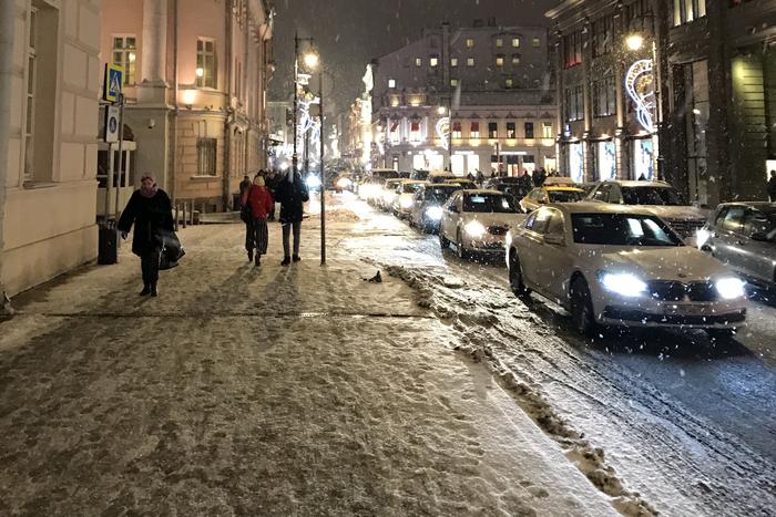 Синоптик: в Москве установился суточный рекорд по низкому атмосферному давлению