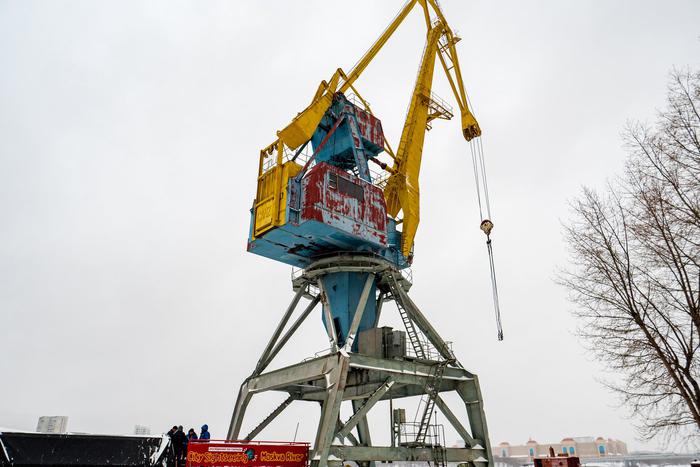 Грузоподъёмный кран в Южном порту скоро превратится в арт-объект