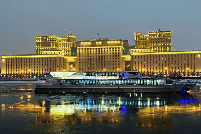 Минобороны назвало число контрактников в армии