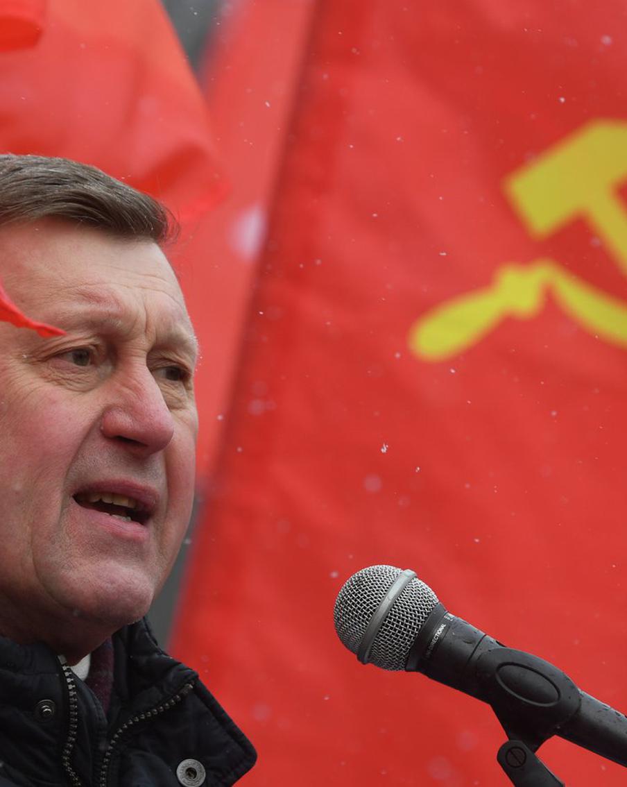 Локоть больше не мэр Новосибирска с 28 декабря