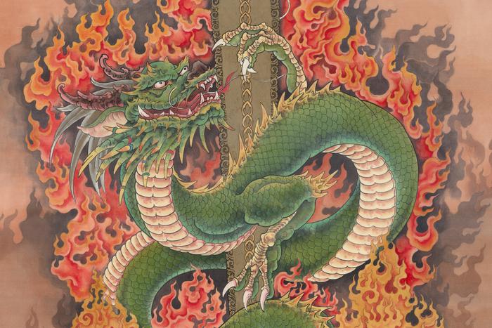 Драконы разных форм и размеров появились в столице