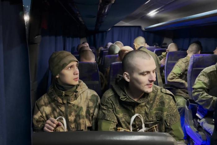 Из украинского плена вернули 248 российских военных