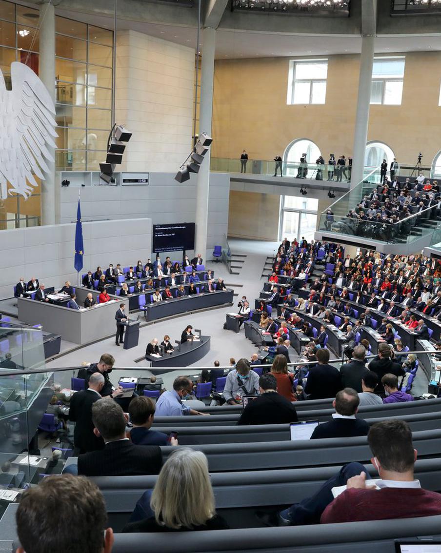 Партии из правящей коалиции призвали Шольца поставить Taurus Киеву