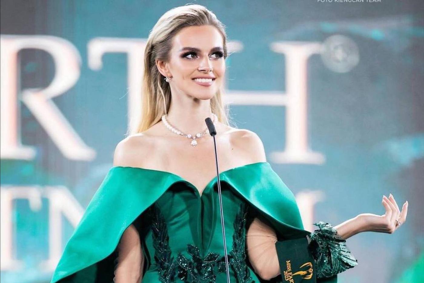 Участница "Мисс Земля" Дарья Луконькина о провале переводчика на конкурсе