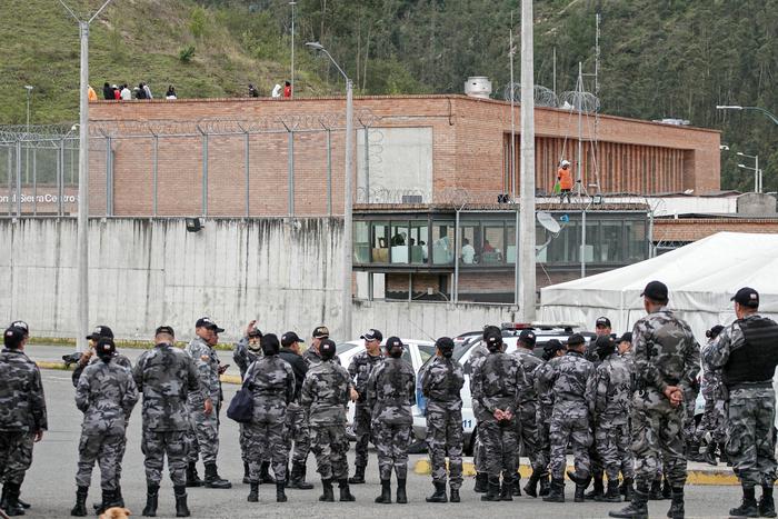 Рождественская революция в Эквадоре: причины и последствия бунта наркокартелей