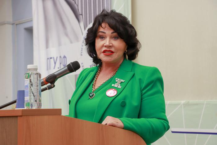 Надежда Бабкина заявила о поддержке решения Владимира Путина об участии в выборах