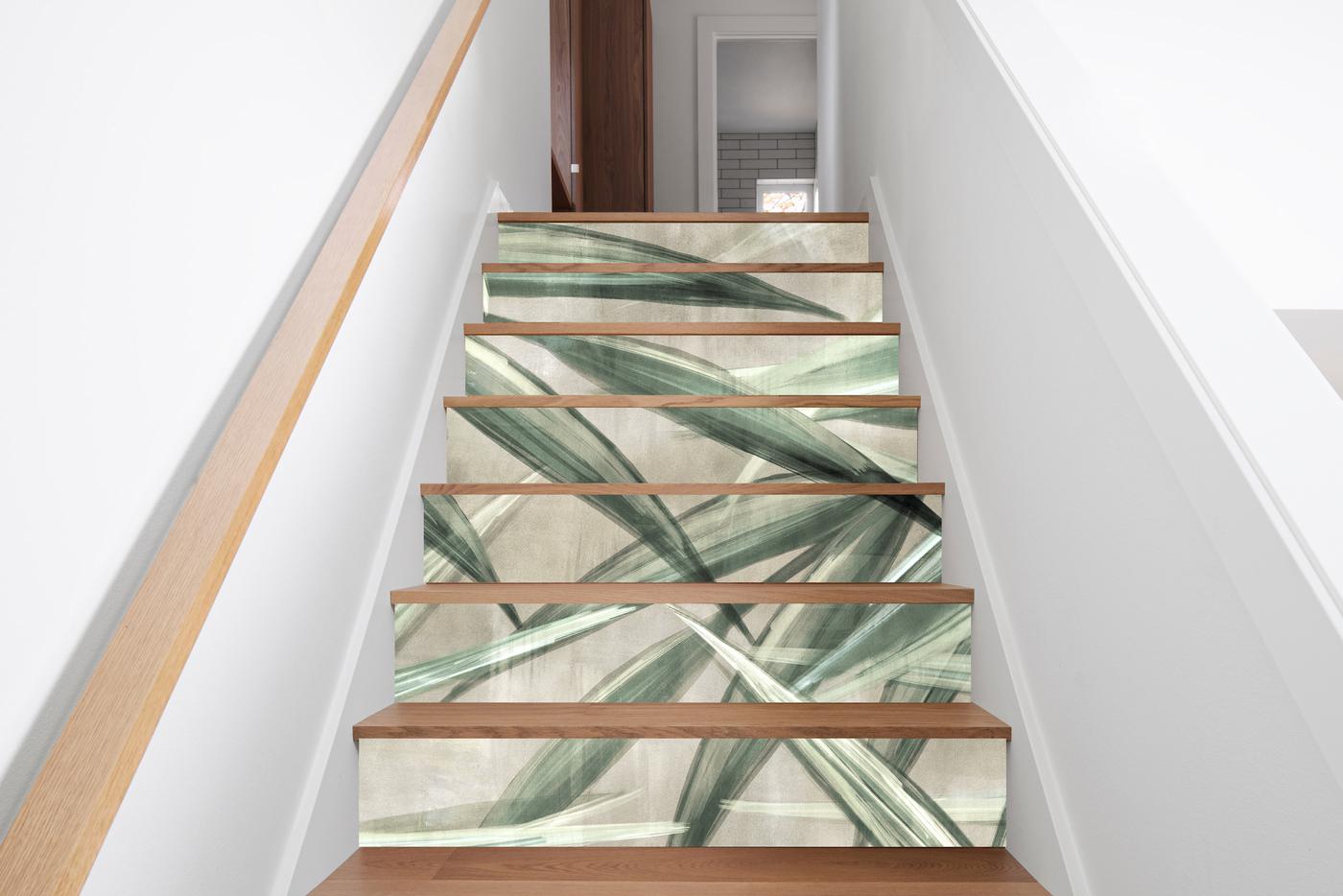 Не лестница, а шедевр: создаём стильный декор с помощью фотообоев