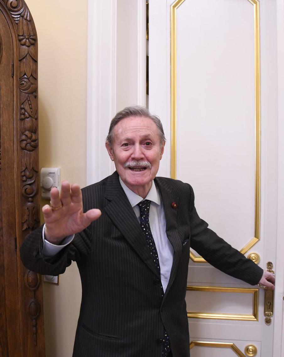 "Мы подражали его интеллигентности". У Малого театра вспоминали Юрия Соломина