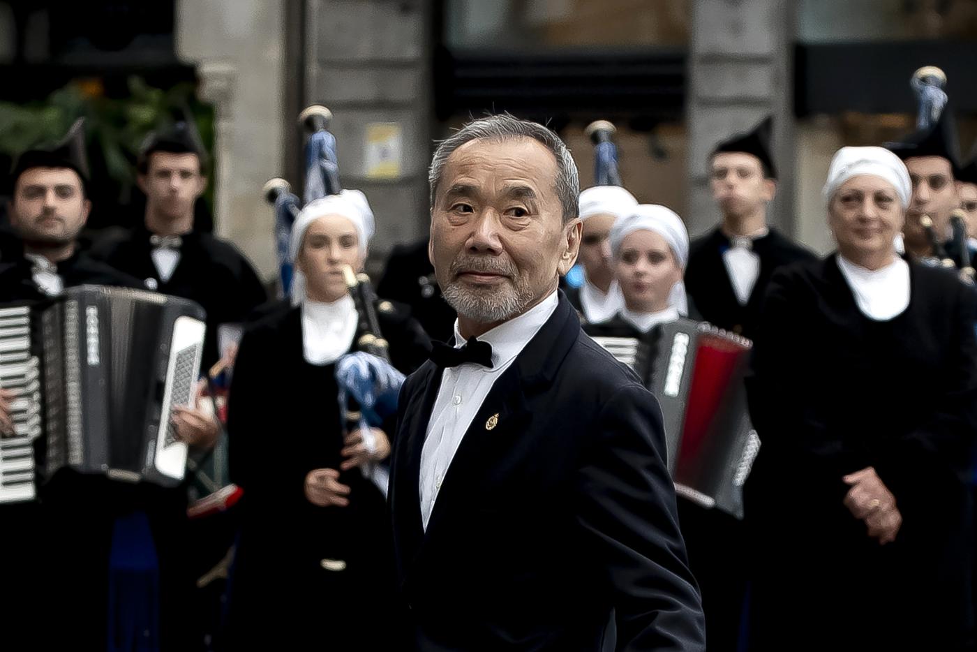 У легендарного Харуки Мураками день рождения – разбираемся, как не спутать его с другими Мураками