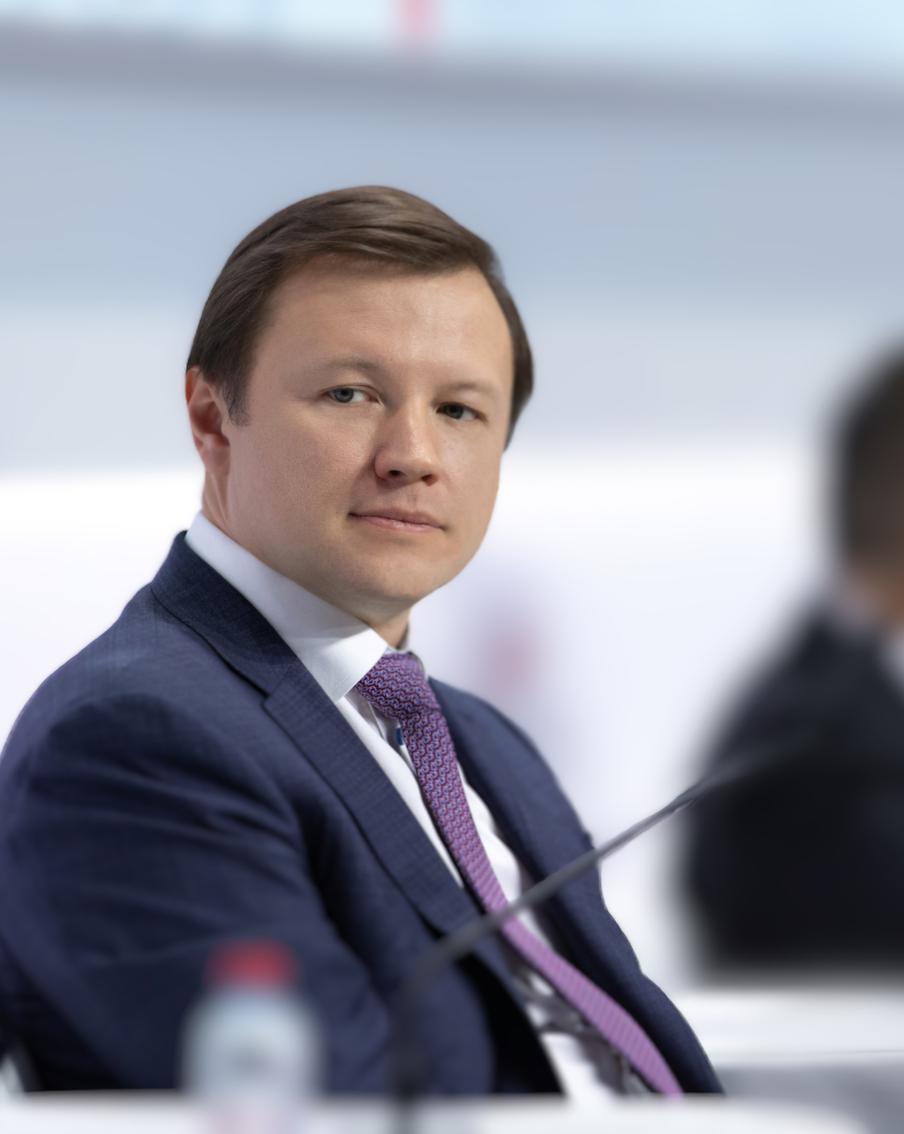 Владимир Ефимов: в Отрадном появится производство по пошиву форменной и гражданской одежды